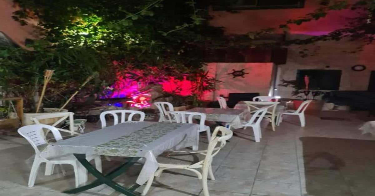 Grin-Motel Haifa Exteriör bild