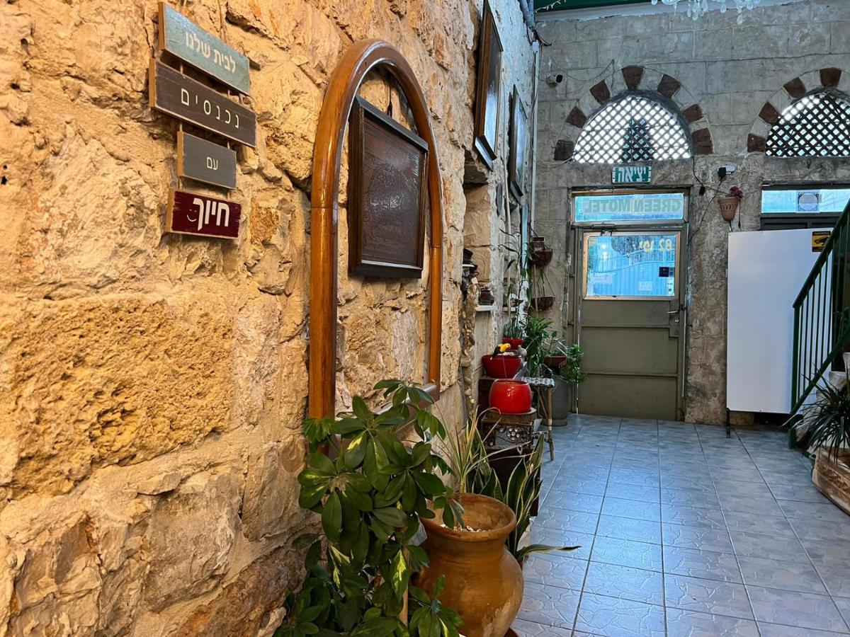 Grin-Motel Haifa Exteriör bild